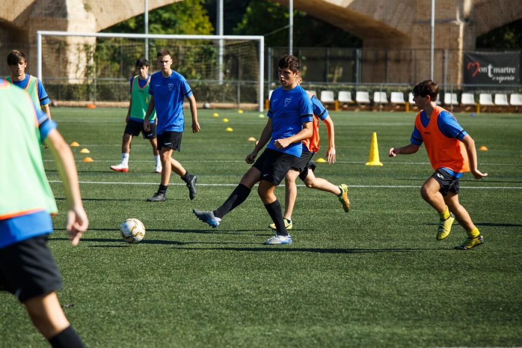 benefits of training in a International soccer academy in spain